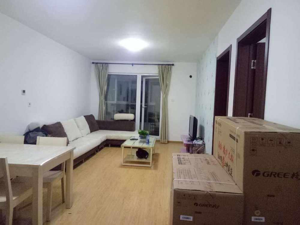 整租·鸿坤罗纳河谷果岭墅