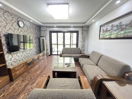 奉贤南桥整租 聚贤煌都3室2厅/137平/低楼层