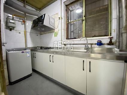 丰台蒲黄榆合租 南三环中路15号院2室1厅/18平/低楼层