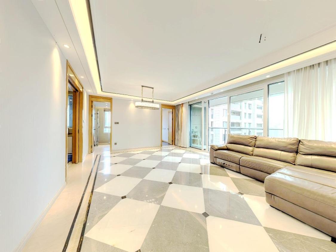 整租·滨江金茂府