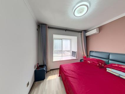 高陵高陵城区整租 嘉园蓝湖九郡3室2厅/100平/中楼层