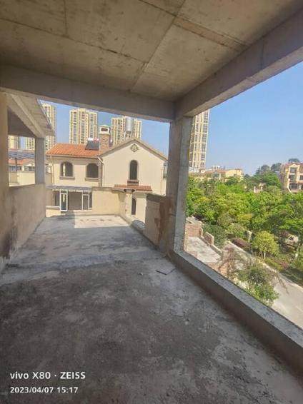 安宁安宁整租 仁鼎金湖盛景8室4厅/300平/低楼层