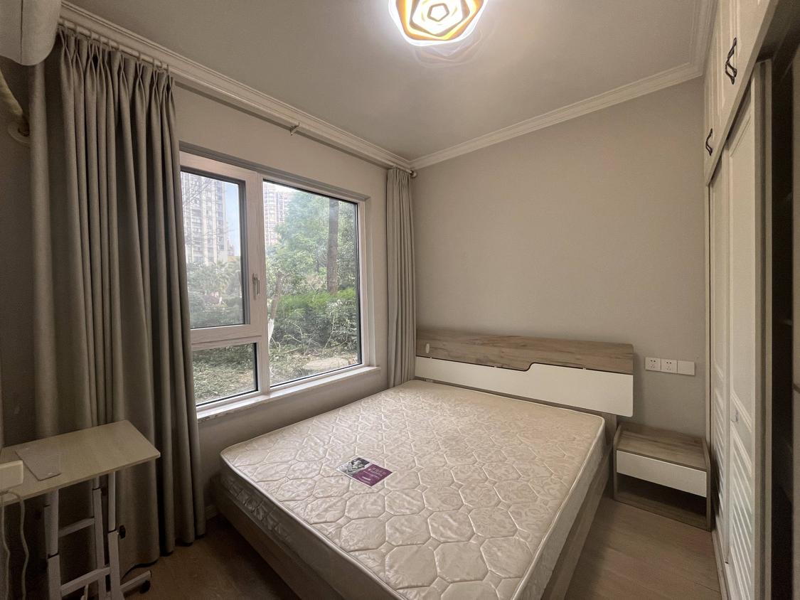 整租·世豪广场