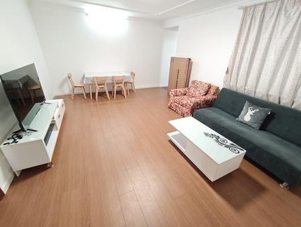 静安江宁路整租 康海大楼2室2厅/103平/低楼层