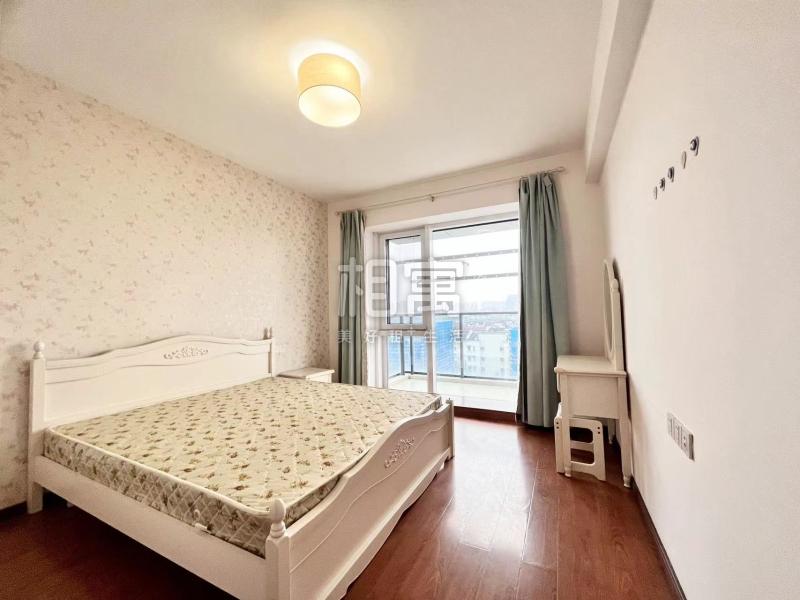 整租·滨江凯旋门