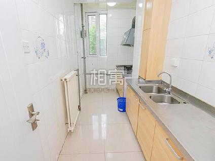 顺义顺义城合租 裕龙花园(三区)4室1厅/15平/低楼层