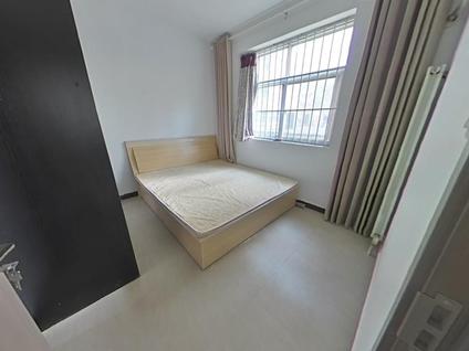 雁塔吉祥村整租 美丽的院子2室1厅/82平/低楼层