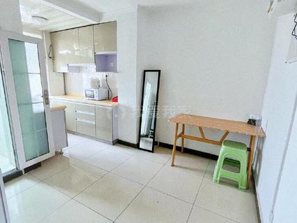 海淀军博整租 北蜂窝路22号院1室1厅/40平/高楼层