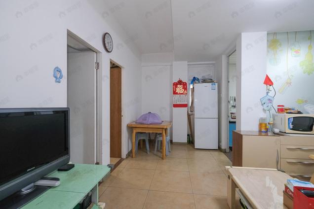 北京电梯高层四房户型,东南西朝向,视野开阔4室2厅 | 147.88㎡ | 南 北 | 金山豪景高楼层/共10层