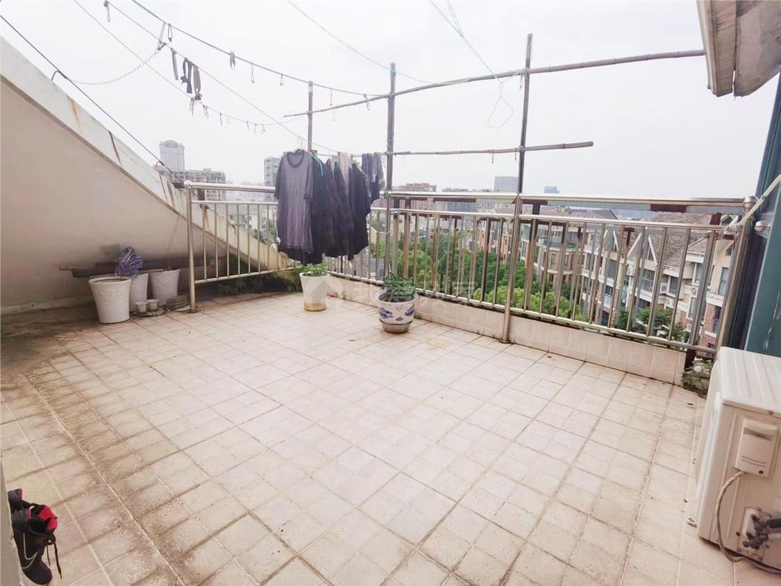 合租·翠屏国际城(银杏苑)