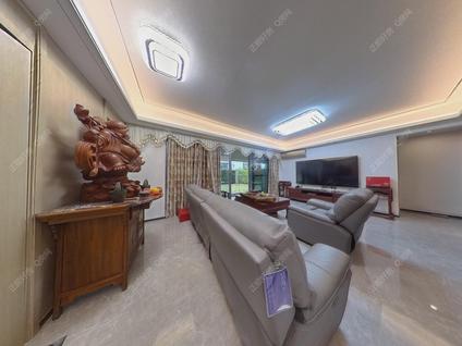 金湾航空新城整租 中海十里观澜4室2厅/108平/低楼层