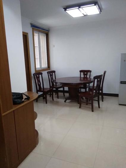 广陵五台山大桥整租 曲江新苑2室1厅/75平/高楼层