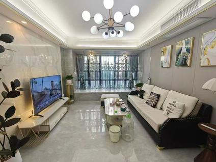 澄海澄海整租 上东华府2室2厅/80平/低楼层