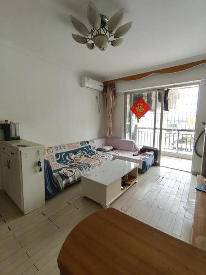 集美杏东路整租 海湾明珠2室2厅/65平/高楼层