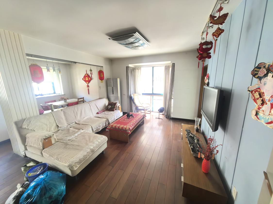 整租·芝兰新城