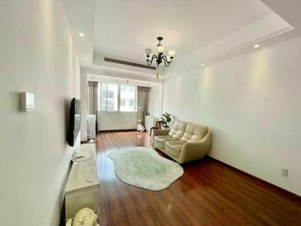 罗湖洪湖整租 碧水园2室1厅/73平/高楼层