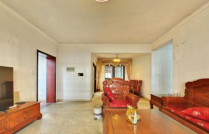 秀英万达整租 海秀花园3室2厅/125平/低楼层