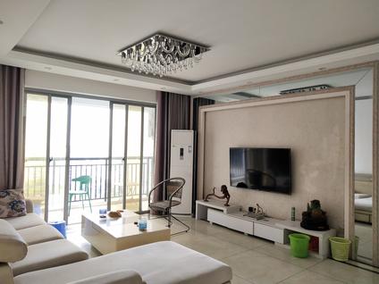 银海银海整租 智弘银城绿洲4室2厅/143平/中楼层