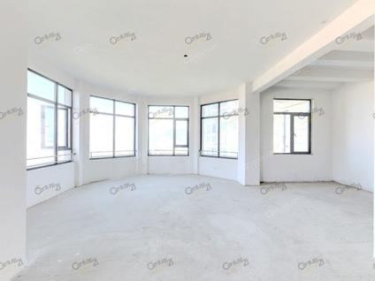 鹿城七都整租 中梁滨江首府4室2厅/184平/中楼层