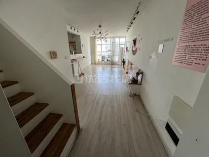 沙市沙市整租 人信汇2室2厅/142平/高楼层
