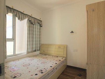 翠屏临港整租 邦泰国际社区北区2室2厅/70平/中楼层