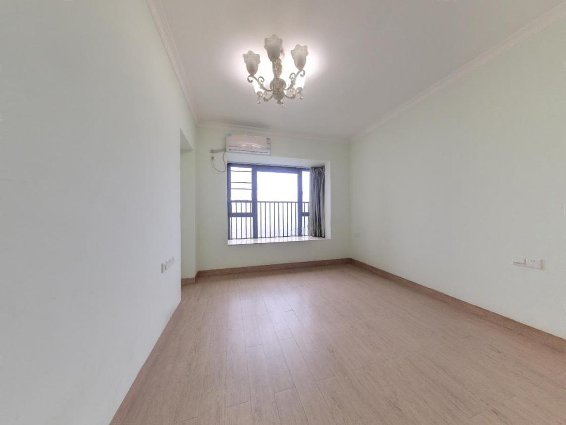 整租·依云水岸(三期)