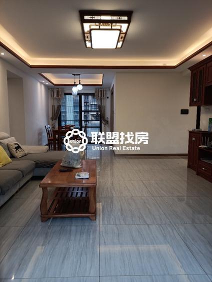 港北港北整租 贵港碧桂园4室2厅/142平/低楼层