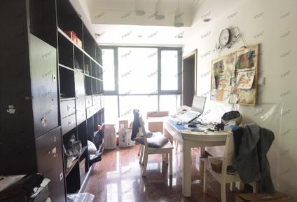 青浦华新整租 绿地逸湾2室2厅/84平/低楼层