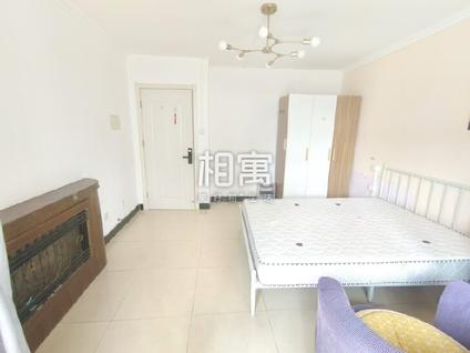 石景山苹果园合租 首钢金顶街(五区)3室1厅/19平/低楼层