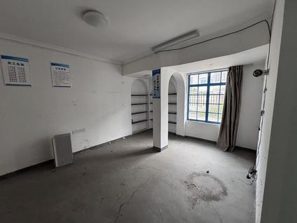 斗门白藤头整租 福海湖中湖花园5室3厅/650平/低楼层