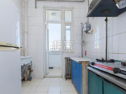 朝阳定福庄合租 天泰定福苑3室1厅/23平/高楼层