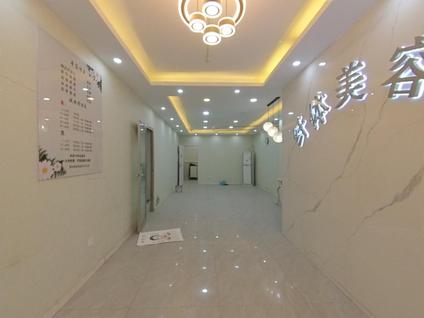 雁塔白杨寨整租 海亮唐宁府1室1厅/60平/中楼层