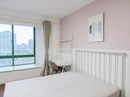 虹口四川北路合租 华清名苑4室1厅/14平/高楼层