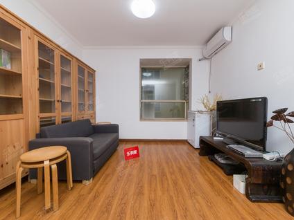 罗湖蔡屋围整租 金众经典家园2室2厅/61平/低楼层