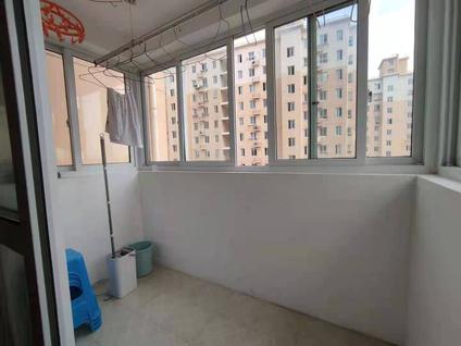 浦东三林整租 三林新村2室1厅/75平/中楼层