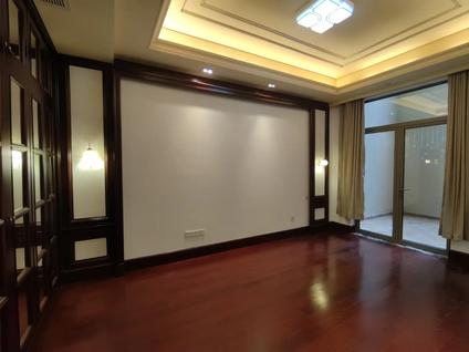 江宁九龙湖整租 藏龙御景6室2厅/421平/低楼层