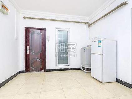 海淀车道沟合租 北洼西里3室1厅/17平/低楼层