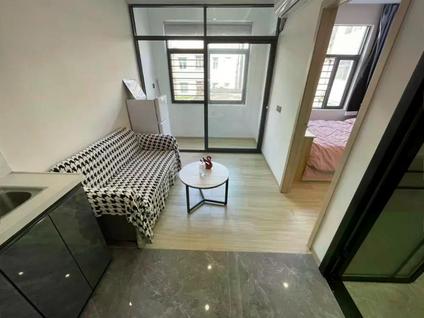 龙岗横岗整租 长盛街1室1厅/38平/底层