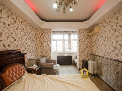 河东富民路整租 滨河新苑4室2厅/140平/高楼层