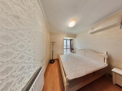 渝北农业园区整租 大鼎湖滨丽景2室1厅/64平/高楼层