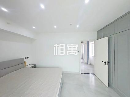 朝阳团结湖整租 锦湖园公寓2室1厅/97平/低楼层