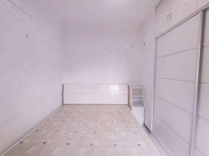 雁塔明德门整租 融尚中央住区2室1厅/76平/中楼层