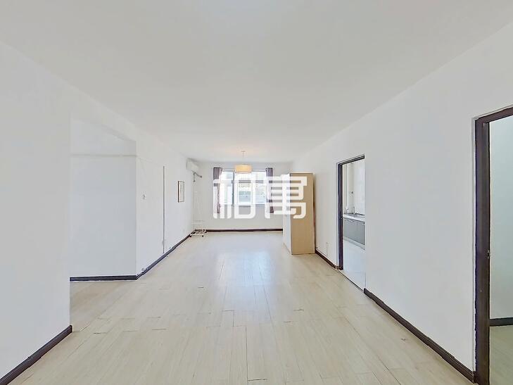 合租·财富东方