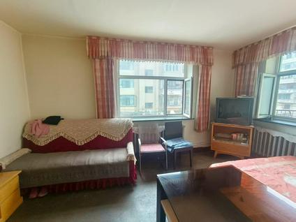 青山民主路整租 朝阳小区(二区)2室1厅/62平/低楼层