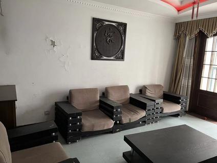 高港高港整租 港城花园3室2厅/150平/低楼层