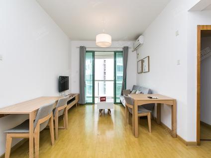 南山南山中心整租 西海明珠2室2厅/65平/高楼层