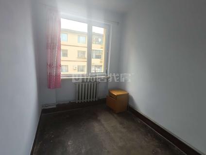 新城新华商圈整租 粮食局小区3室1厅/70平/高楼层