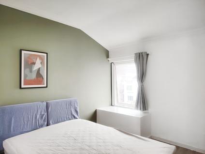 闵行莘庄合租 春申城(四季苑)5室1厅/12平/高楼层