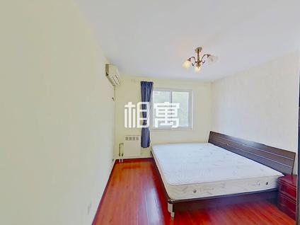 朝阳垡头整租 金蝉南里1室1厅/65平/低楼层