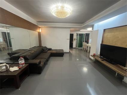 宝安新安整租 雅然居花园4室2厅/111平/中楼层